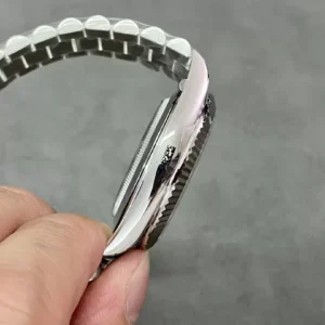 ĐỒNG HỒ NAM ROLEX DAY-DATE 228236 REPLICA NHÀ MÁY GS MẶT SỐ XANH BĂNG 40MM 2 ĐỒNG HỒ NAM ROLEX DAY-DATE 228236 REPLICA NHÀ MÁY GS MẶT SỐ XANH BĂNG 40MM