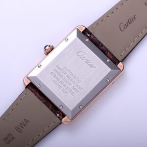 ĐỒNG HỒ NAM CARTIER TANK SOLO W5200026 FAKE NHÀ MÁY V9 DÂY DA ĐỎ 40MM 3 ĐỒNG HỒ NAM CARTIER TANK SOLO W5200026 FAKE NHÀ MÁY V9 DÂY DA ĐỎ 40MM