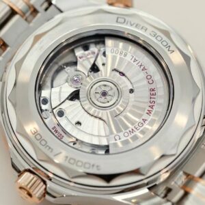 ĐỒNG HỒ NAM OMEGA SEAMASTER SUPER FAKE NHÀ MÁY OR GREEN DIAL 42MM 4 ĐỒNG HỒ NAM OMEGA SEAMASTER SUPER FAKE NHÀ MÁY OR GREEN DIAL 42MM