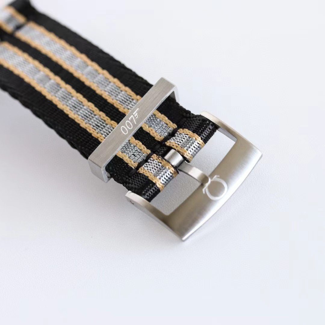 ĐỒNG HỒ NAM OMEGA SEAMASTER SUPER FAKE NHÀ MÁY OR FACTORY DÂY VẢI 42MM ĐỒNG HỒ NAM OMEGA SEAMASTER SUPER FAKE NHÀ MÁY OR FACTORY DÂY VẢI 42MM