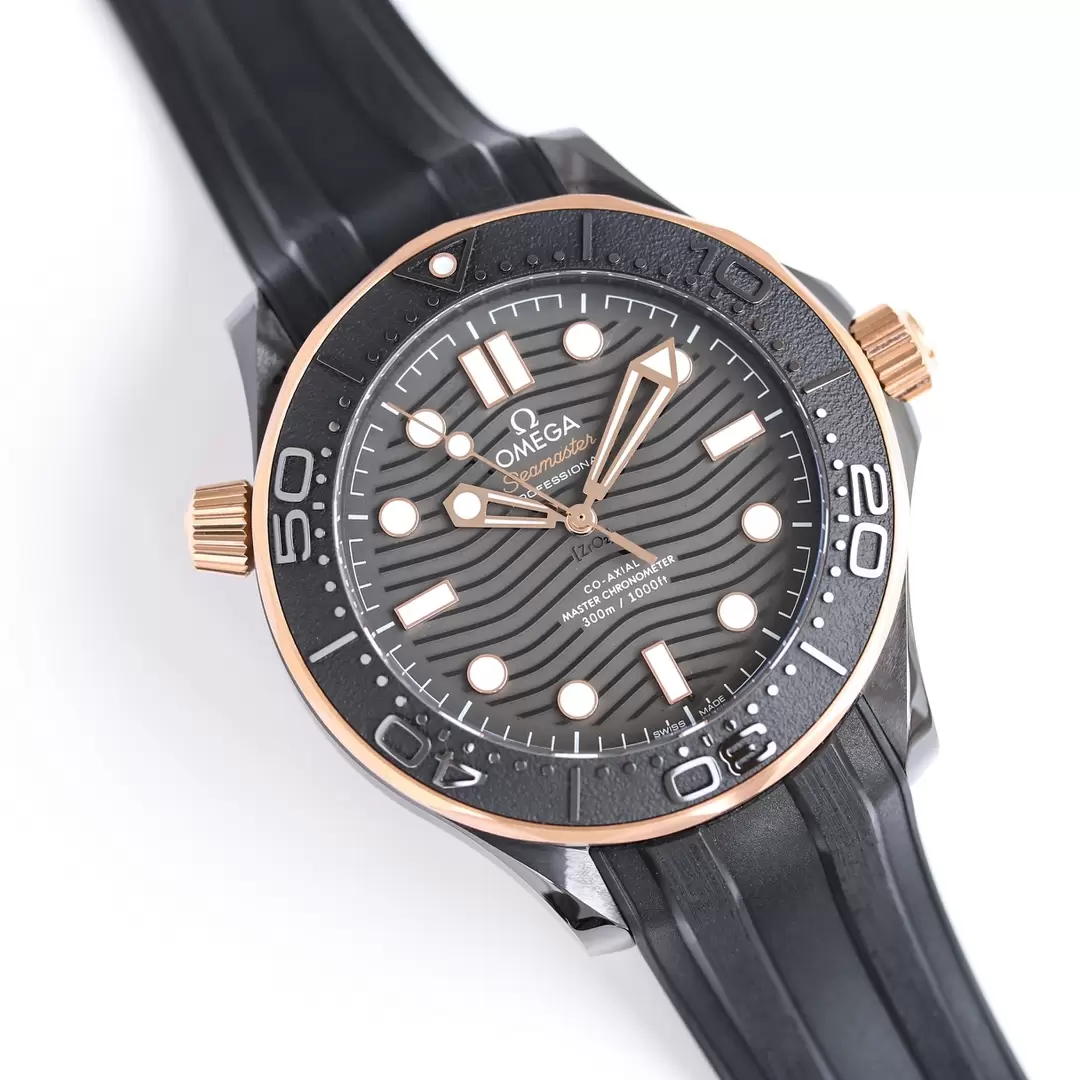 ĐỒNG HỒ NAM OMEGA SEAMASTER REPLCIA 11 NHÀ MÁY OR MẶT SỐ GỢN SÓNG 43MM ĐỒNG HỒ NAM OMEGA SEAMASTER REPLCIA 11 NHÀ MÁY OR MẶT SỐ GỢN SÓNG 43MM