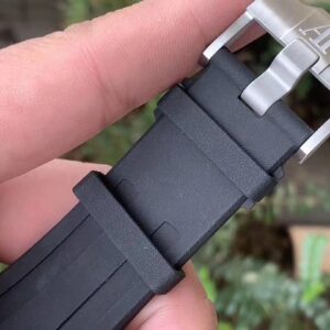 ĐỒNG HỒ AUDEMARS PIGUET ROYAL OAK OFFSHORE 15710ST FAKE NHÀ MÁY JF ĐEN 42MM 5 ĐỒNG HỒ AUDEMARS PIGUET ROYAL OAK OFFSHORE 15710ST FAKE NHÀ MÁY JF ĐEN 42MM