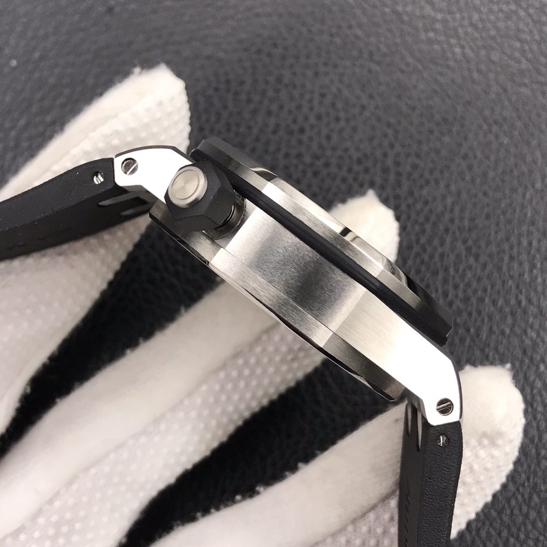 ĐỒNG HỒ AUDEMARS PIGUET ROYAL OAK OFFSHORE 15703ST FAKE CAO CẤP NHÀ MÁY JF 42MM ĐỒNG HỒ AUDEMARS PIGUET ROYAL OAK OFFSHORE 15703ST FAKE CAO CẤP NHÀ MÁY JF 42MM