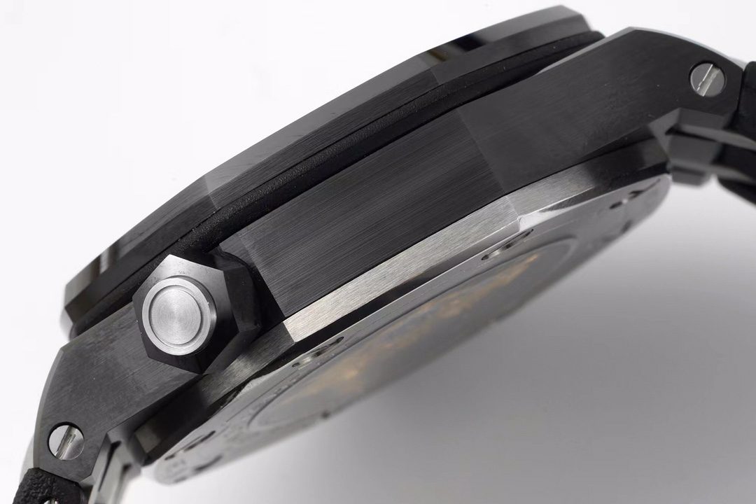 ĐỒNG HỒ AUDEMARS PIGUET ROYAL OAK OFFSHORE 15707CE FAKE 1:1 NHÀ MÁY IP 42MM ĐỒNG HỒ AUDEMARS PIGUET ROYAL OAK OFFSHORE 15707CE FAKE 1:1 NHÀ MÁY IP 42MM