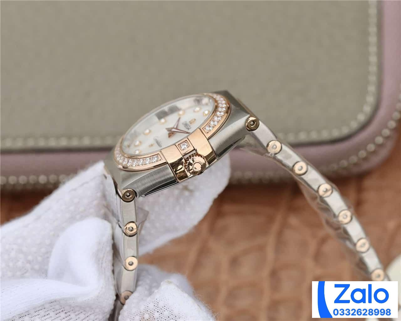 ĐỒNG HỒ NỮ OMEGA CONSTELLATION FAKE 1:1 NHÀ MÁY ZF MẶT SỐ TRẮNG 27MM ĐỒNG HỒ NỮ OMEGA CONSTELLATION FAKE 1:1 NHÀ MÁY ZF MẶT SỐ TRẮNG 27MM