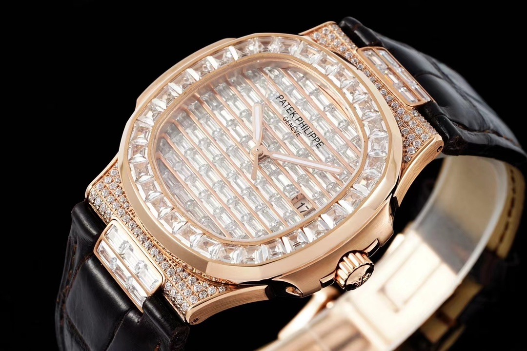 ĐỒNG HỒ PATEK PHILIPPE 5711 NAUTILUS ROSE GOLD ĐÍNH ĐÁ REPLICA 11 GS 40MM (6) ĐỒNG HỒ PATEK PHILIPPE 5711 NAUTILUS ROSE GOLD ĐÍNH ĐÁ REPLICA 11 GS 40MM (6)