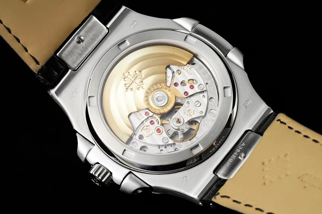 ĐỒNG HỒ PATEK PHILIPPE NAM 5711 NAUTILUS ĐÍNH ĐÁ REPLICA 11 GS FACTORY 40MM (9) ĐỒNG HỒ PATEK PHILIPPE NAM 5711 NAUTILUS ĐÍNH ĐÁ REPLICA 11 GS FACTORY 40MM (9)