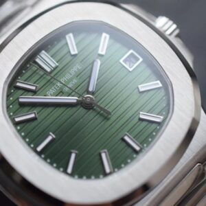 ĐỒNG HỒ PATEK PHILIPPE NAUTILUS 5711 GREEN DIAL REPLICA 1:1 3K FACTORY 40MM 1 ĐỒNG HỒ PATEK PHILIPPE NAUTILUS 5711 GREEN DIAL REPLICA 11 3K FACTORY 40MM (1)