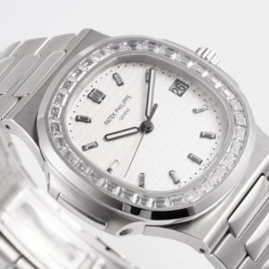 PATEK PHILIPPE NAUTILUS 5723 WHITE DIAL REPLICA WATCHES PPF FACTORY 40MM 1 ĐỒNG HỒ PATEK PHILIPPE NAUTILUS 5711 MÀU TRẮNG REPLICA 11 PPF FACTORY 40MM (2)