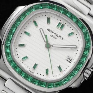 PATEK PHILIPPE NAUTILUS 5723 BEST COPIES WATCHES WHITE DIAL EMERAL GEM GR FACTORY 40MM 1 ĐỒNG HỒ PATEK PHILIPPE NAUTILUS 5711 REPLICA 11 BEZEL LỤC BẢO 3K FACTORY 40MM (1)