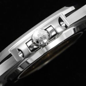 PATEK PHILIPPE NAUTILUS 5723 BEST COPIES WATCHES WHITE DIAL EMERAL GEM GR FACTORY 40MM 6 ĐỒNG HỒ PATEK PHILIPPE NAUTILUS 5711 REPLICA 11 BEZEL LỤC BẢO 3K FACTORY 40MM (9)