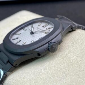PATEK PHILIPPE NAUTILUS 5711 BEST COPIES WATCHES CARBON CASE PPF FACTORY 40MM 6 DONG HO PATEK PHILIPPE NAUTILUS 5711 REPLICA 11 MAT TRANG CARBON PPF 40MM 7