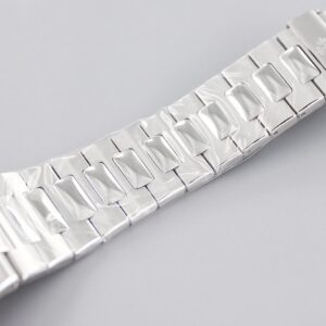 PATEK PHILIPPE NAUTILUS 5723 BEST COPIES WATCHES RHINESTONE MOISANITE 3K 40MM 7 ĐỒNG HỒ PATEK PHILIPPE NAUTILUS 5711 REPLICA 11 NIỀNG MOISANITE 3K 40MM (8)