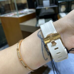 ĐỒNG HỒ AUDEMARS PIGUET ROYAL OAK OFFSHORE 675040SK FAKE MÀU VÀNG 37MM 5 ĐỒNG HỒ AUDEMARS PIGUET ROYAL OAK OFSHORE 675040SK FAKE MÀU VÀNG 37MM