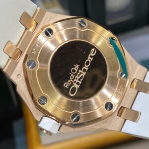 ĐỒNG HỒ AUDEMARS PIGUET ROYAL OAK OFFSHORE 675040SK FAKE MÀU VÀNG 37MM 4 ĐỒNG HỒ AUDEMARS PIGUET ROYAL OAK OFSHORE 675040SK FAKE MÀU VÀNG 37MM