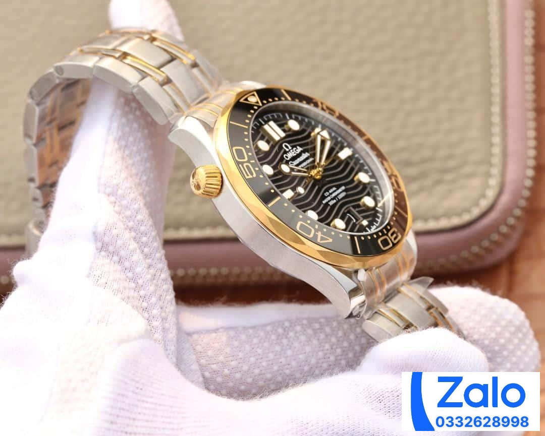 ĐỒNG HỒ NAM OMEGA SEAMASTER FAKE 11 NHÀ MÁY VS FACTORY VÀNG GOLD 42MM ĐỒNG HỒ NAM OMEGA SEAMASTER FAKE 11 NHÀ MÁY VS FACTORY VÀNG GOLD 42MM