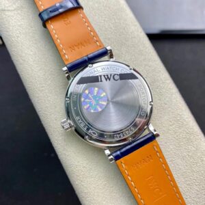 ĐỒNG HỒ IWC PORTOFINO IW458111 FAKE CAO CẤP NHÀ MÁY V7 DÂY DA XANH 37MM 4 ĐỒNG HỒ IWC PORTOFINO IW458111 FAKE CAO CẤP NHÀ MÁY V7 DÂY DA XANH 37MM