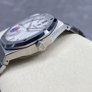 ĐỒNG HỒ AUDEMARS PIGUET ROYAL OAK REPLICA CAO CẤP NHÀ MÁY APS 41MM 2 ĐỒNG HỒ AUDEMARS PIGUET ROYAL OAK REPLICA CAO CẤP NHÀ MÁY APS 41MM