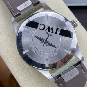 IWC PILOT'S IW328205 SUPER FAKE WATCHES GREEN DIAL M+ FACTORY 40MM 4 ĐỒNG HỒ IWC PILOT'S IW328205 SUPER FAKE NHÀ MÁY M+ FACTORY DÂY DA 40MM