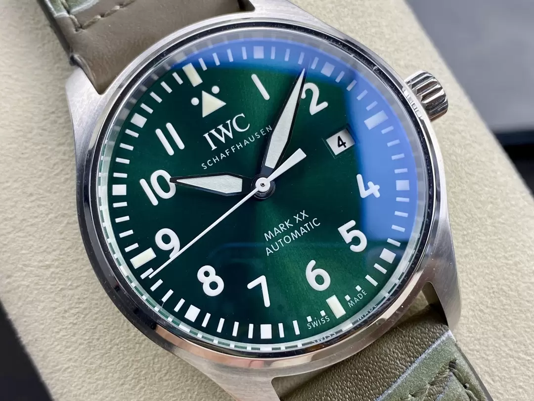 ĐỒNG HỒ IWC PILOTS IW328205 SUPER FAKE NHÀ MÁY M+ FACTORY DÂY DA 40MM (7) ĐỒNG HỒ IWC PILOT'S IW328205 SUPER FAKE NHÀ MÁY M+ FACTORY DÂY DA 40MM