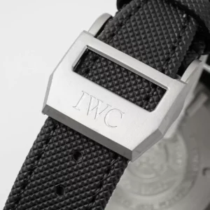 IWC PILOTS IW389001 REPLICA WATCH FABRIC STRAP APS FACTORY 44MM 5 ĐỒNG HỒ IWC PILOT’S IW389001 REPLICA CAO CẤP NHÀ MÁY APS MÀU ĐEN 44MM
