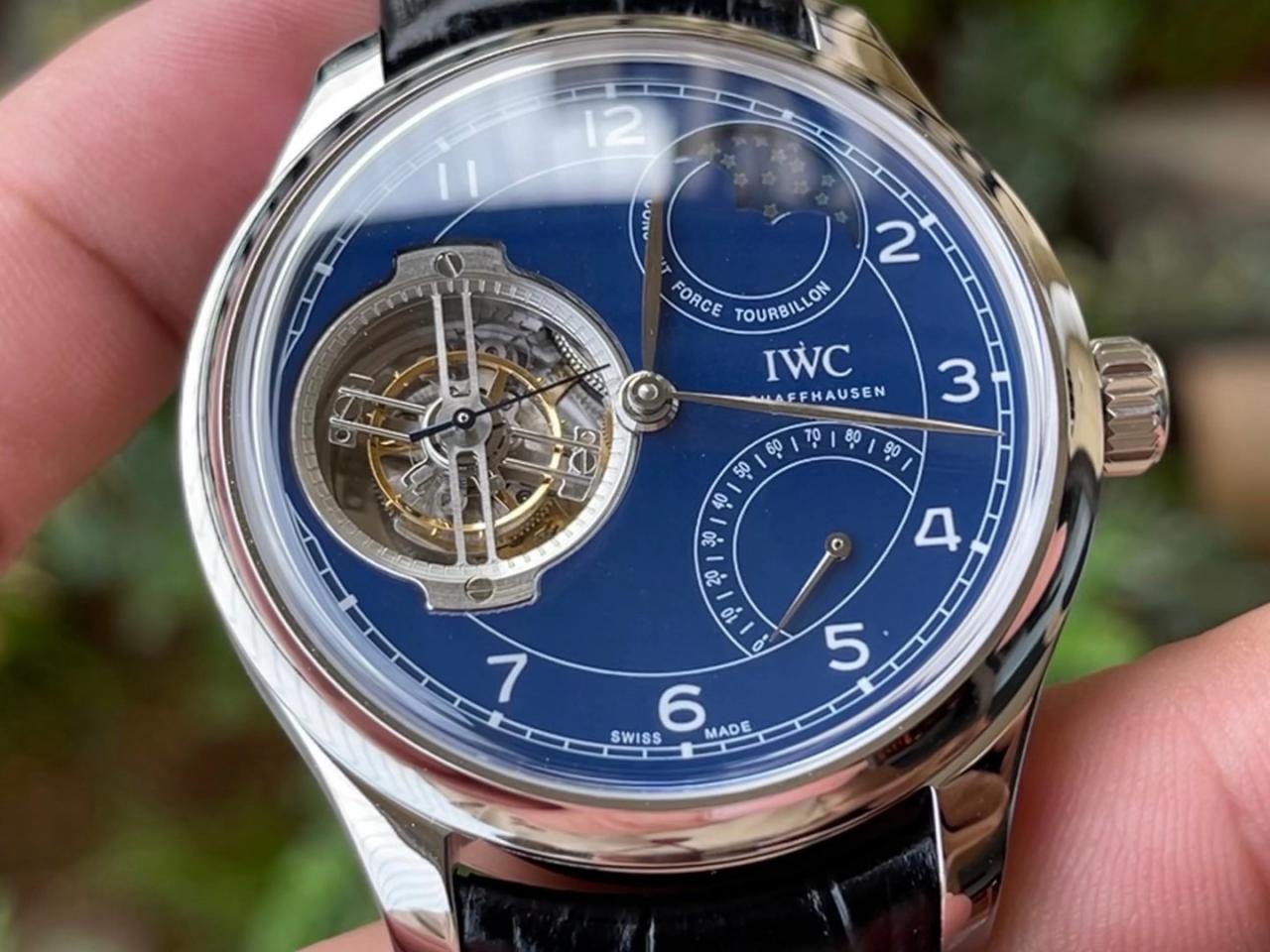 ĐỒNG HỒ IWC PORTUGIESER CONSTANT-FORCE TOURBILLON REPLICA NHÀ MÁY IWC 44MM (3) ĐỒNG HỒ IWC PORTUGIESER CONSTANT-FORCE TOURBILLON REPLICA NHÀ MÁY IWC 44MM