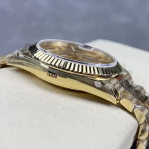 ROLEX DAY-DATE 228238 COPIES WATCHES GOLD DIAL INDEX HOURS GOLD PLATE STEEL VONFRAM GM FACTORY 40MM 6 ĐỒNG HỒ ROLEX DAY-DATE 228238 REPLICA THÉP VONFRAM VÀNG GOLD SỐ DẠ QUANG GMF 40MM