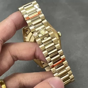 ROLEX DAY-DATE 228238 BEST REPLICA WATCHES GOLD DIAL GOLD PLATE ROMAN HOURS STEEL VONFRAM GM FACTORY 40MM 8 ĐỒNG HỒ ROLEX DAY-DATE 228238 REPLICA THÉP VONFRAM VÀNG GOLD SỐ LA MÃ GMF 40MM