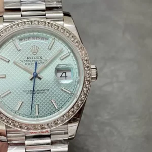 ROLEX DAY-DATE 228236 LUXURY REPLICA WATCHES MESH ICE BLUE DIAL RHINESTONE CASE INDEX HOURS GM FACTORY 41MM 3 ĐỒNG HỒ ROLEX DAY-DATE 228236 REPLICA 11 THÉP VONFRAM TĂNG TRỌNG LƯỢNG GMF 41MM (1)