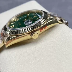 ROLEX DAY-DATE 228238 BEST REPLICA WATCHES GREEN EMERAL DIAL GOLD PLATE GM FACTORY 41MM 5 ĐỒNG HỒ ROLEX DAY-DATE 228238 REPLICA 11 MẶT XANH LỤC BẢO GMF FACTORY 41MM (1)