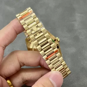 ROLEX DAY-DATE 228238 REPLICA WATCHES BLACK DIAL STEEL VONFRAM RHINESTONE BAGUETTE HOURS GM FACTORY 41MM 7 ĐỒNG HỒ ROLEX DAY-DATE 228238 REPLICA 11 THÉP VONFRAM VÀNG GOLD BLACK DIAL GMF 41MM (1)