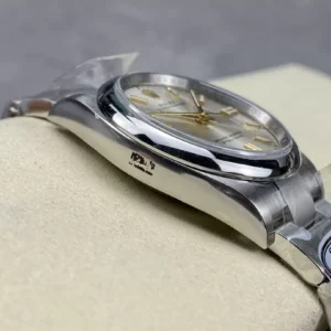 ĐỒNG HỒ ROLEX OYSTER PERPETUAL 126000 REPLICA 1:1 SỐ DẠ QUANG CLEAN 36MM 5 ĐỒNG HỒ ROLEX OYSTER PERPETUAL 126000 REPLICA 11 SỐ DẠ QUANG CLEAN 36MM (1)