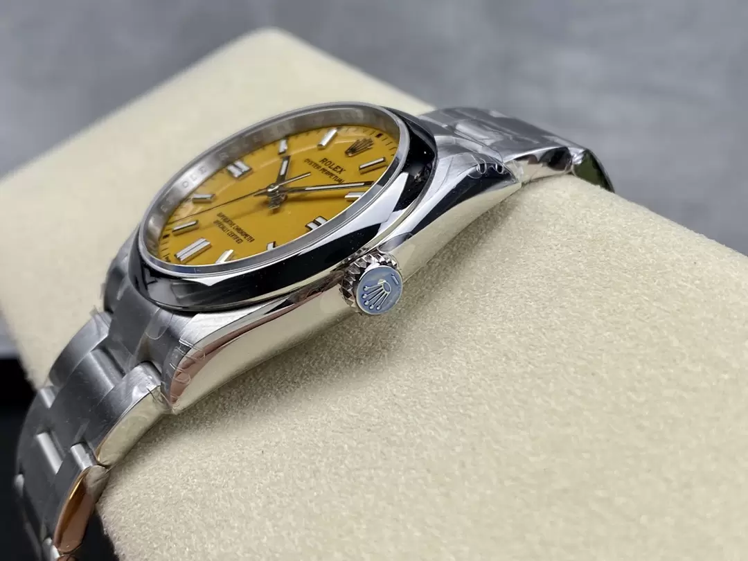 ĐỒNG HỒ ROLEX OYSTER PERPETUAL 126000 REPLICA 11 SỐ DẠ QUANG VS FACTORY 36MM (2) ĐỒNG HỒ ROLEX OYSTER PERPETUAL 126000 REPLICA 11 SỐ DẠ QUANG VS FACTORY 36MM (1)