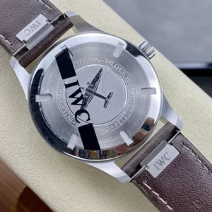 IWC PILOT'S IW328205 FAKE WATCH BROWN LEATHER STRAP M+ FACTORY 40MM 4 ĐỒNG HỒ IWC PILOT’S IW328205 FAKE CAO CẤP NHÀ MÁY M+ FACTORY MẶT XANH 40MM