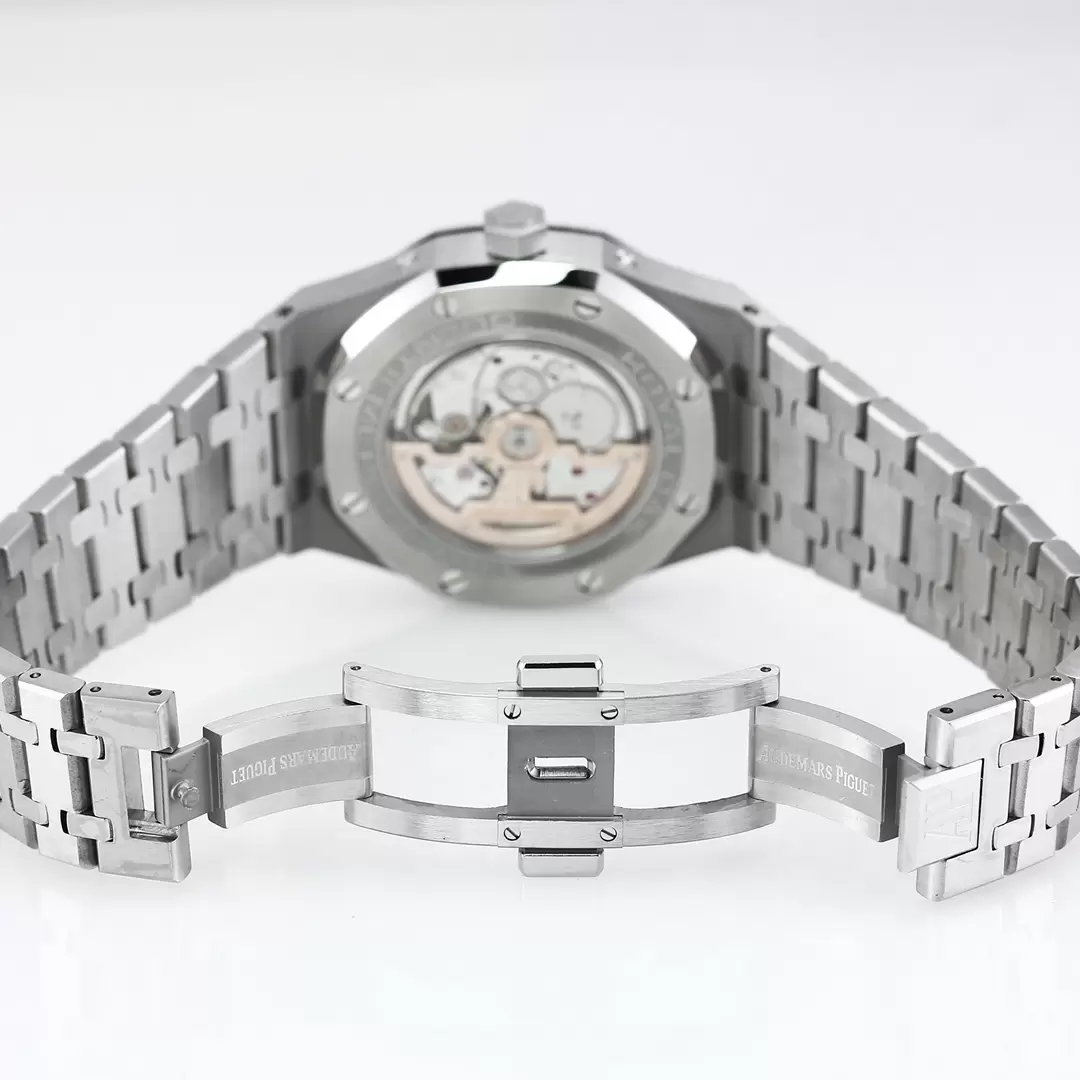ĐỒNG HỒ AUDEMARS PIGUET ROYAL OAK CHORONOGRAPH 26574ST BBR REP 11 CAO CẤP 41MM (4) ĐỒNG HỒ AUDEMARS PIGUET ROYAL OAK CHORONOGRAPH 26574ST BBR REP 11 CAO CẤP 41MM (2)