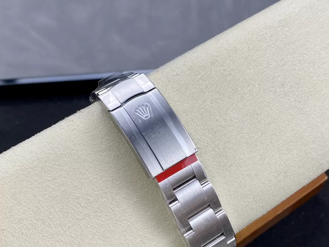 ĐỒNG HỒ ROLEX OYSTER PERPETUAL 126000-0009 REPLICA 11 MÁY THỤY SỸ CLEAN FACTORY 36MM (3) ĐỒNG HỒ ROLEX OYSTER PERPETUAL 126000-0009 REPLICA 11 MÁY THỤY SỸ CLEAN FACTORY 36MM (2)