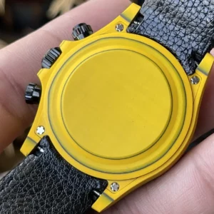 ROLEX DAYTONA CARBON YELLOW REPLICA 11 WATCHES FABRIC STRAP 40MM 7 ĐỒNG HỒ ROLEX DAYTONA CARBON MÀU VÀNG REPLICA 11 THỤY SỸ 40MM (2)
