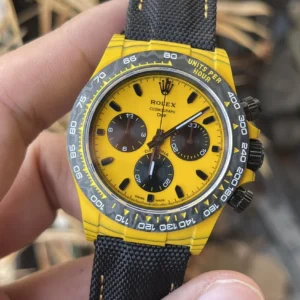 ROLEX DAYTONA CARBON YELLOW REPLICA 11 WATCHES FABRIC STRAP 40MM 1 ĐỒNG HỒ ROLEX DAYTONA CARBON MÀU VÀNG REPLICA 11 THỤY SỸ 40MM (2)