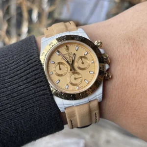 ROLEX DAYTONA DIW WHITE CARBON REPLICA WATCHES YELLOW DIAL 40MM 8 ĐỒNG HỒ ROLEX DAYTONA DIW CARBON REPLICA 11 DÂY MÀU NÂU 40MM (2)