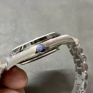 ROLEX DAY-DATE 228236 REPLICA WATCH VONFRAM STEEL GREEN DIAL GM FACTORY 40MM 4 ĐỒNG HỒ CHẾ TÁC ROLEX DAY-DATE 228236 REPLICA 1:1 THÉP VONFRAM MẶT XANH GM FACTORY 40MM