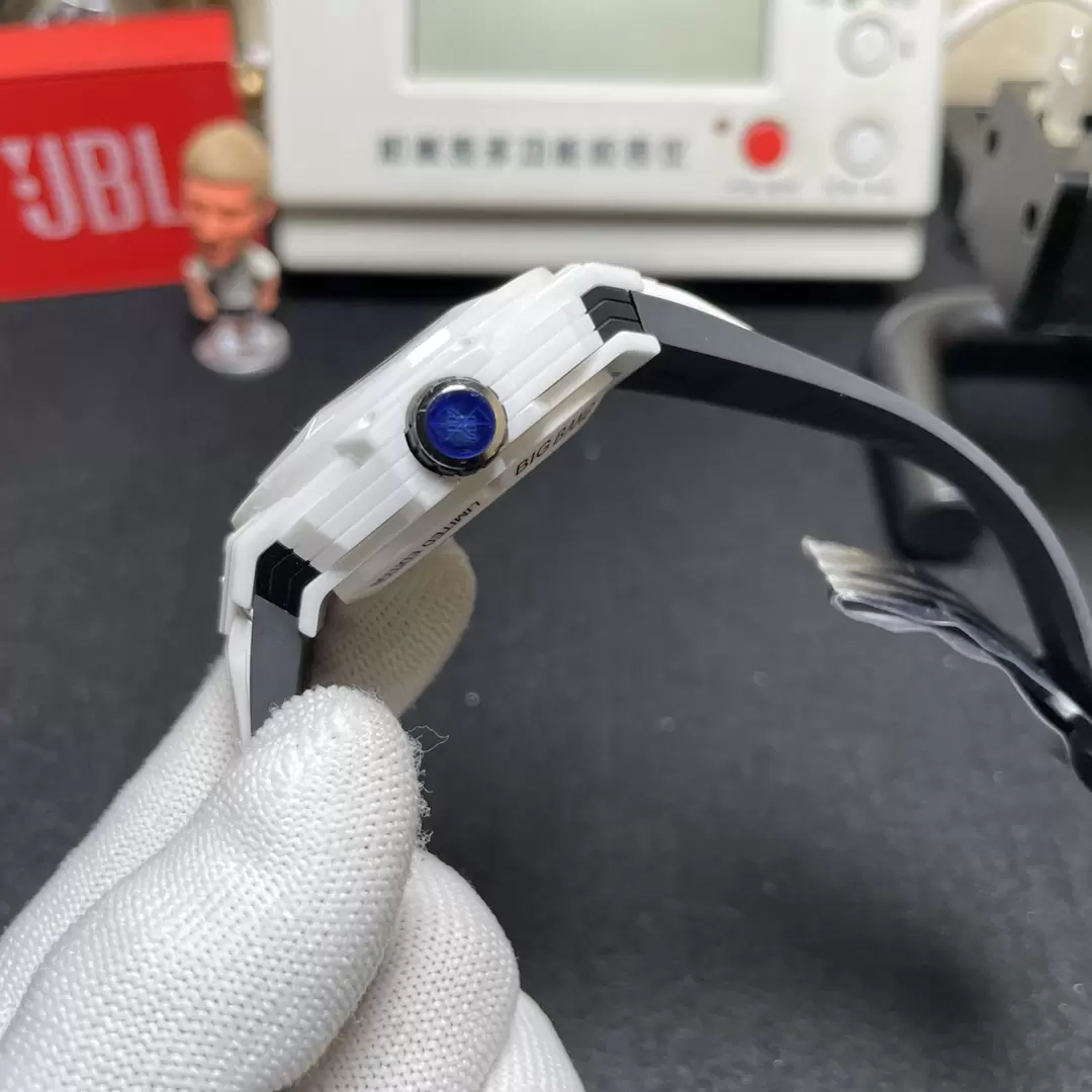 ĐỒNG HỒ NAM HUBLOT BIG BANG SANG BLEU CERAMIC REPLICA CAO CẤP BBR 45MM (3) ĐỒNG HỒ NAM HUBLOT BIG BANG SANG BLEU CERAMIC REPLICA CAO CẤP BBR 45MM