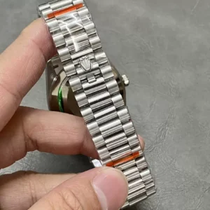 ROLEX DAY-DATE 228236 REPLICA WATCH GREY DIAL PRESIDENT STRAP GM FACTORY V3 40MM 5 ĐỒNG HỒ ROLEX DAY-DATE 228236 NAM CỌC SỐ DẠ QUANG REPLICA NHÀ MÁY GM V3 40MM
