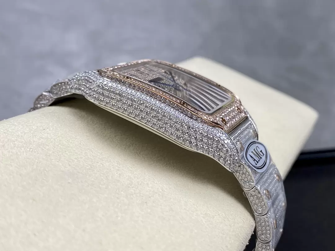 ĐỒNG HỒ CARTIER SANTOS REPLICA 11 ĐÍNH FULL ĐÁ CỌC SỐ Ả RẬP AMG 40MM (8) ĐỒNG HỒ CARTIER SANTOS REPLICA 11 ĐÍNH FULL ĐÁ CỌC SỐ Ả RẬP AMG 40MM