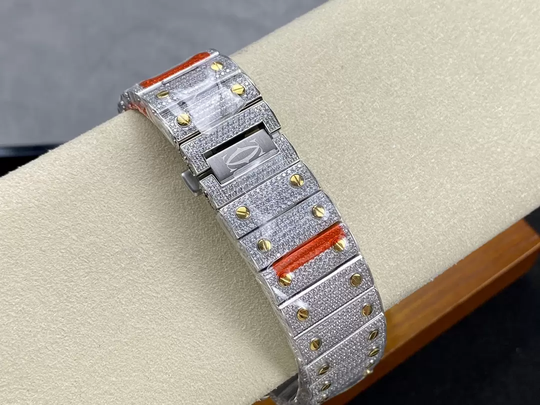 ĐỒNG HỒ CARTIER SANTOS REPLICA 11 YELLOW GOLD ĐÍNH FULL ĐÁ AMG 40MM (4) ĐỒNG HỒ CARTIER SANTOS REPLICA 11 YELLOW GOLD ĐÍNH FULL ĐÁ AMG 40MM