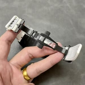 FRANCK MULLER VANGUARD REPLICA WATCH WHITE DIAL CACBON 44X54MM 8 ĐỒNG HỒ FRANCK MULLER VANGUARD REPLICA 11 MẶT TRẮNG HÌNH THỎ VỎ CACBON 44X54MM