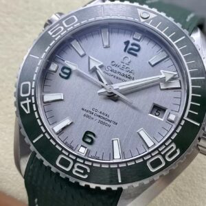 OMEGA SEAMASTER REPLICA WATCH GREY DIAL GREEN CERAMIC BEZEL 43.5MM 1 ĐỒNG HỒ OMEGA SEAMASTER REP 11 MẶT XÁM VÂN XƯỚC MẶT SỐ TITANIUM 43,5MM