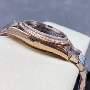 ĐỒNG HỒ ROLEX DAY-DATE 228345 REP 11 MẶT CHOCOLATE NIỀNG ĐÍNH ĐÁ Q FACTORY 40MM 4 ĐỒNG HỒ ROLEX DAY-DATE 228345 REP 11 MẶT CHOCOLATE NIỀNG ĐÍNH ĐÁ Q FACTORY 40MM