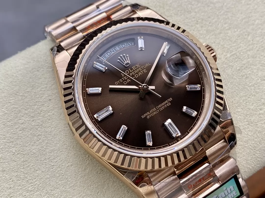 ĐỒNG HỒ ROLEX DAY-DATE REP 11 MẶT CHOCOLATE TINH CHỈNH TRỌNG LƯỢNG 187GRAM NHÀ MÁY Q 40MM (1) ĐỒNG HỒ ROLEX DAY-DATE REP 11 MẶT CHOCOLATE TINH CHỈNH TRỌNG LƯỢNG 187GRAM NHÀ MÁY Q 40MM