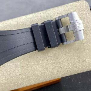 ĐỒNG HỒ CHẾ TÁC AUDEMARS PIGUET ROYAL OAK OFFSHORE 26205AU MẶT ĐEN VỎ CACBON APF 42MM 7 ĐỒNG HỒ CHẾ TÁC AUDEMARS PIGUET ROYAL OAK OFFSHORE 26205AU MẶT ĐEN VỎ CACBON APF 42MM