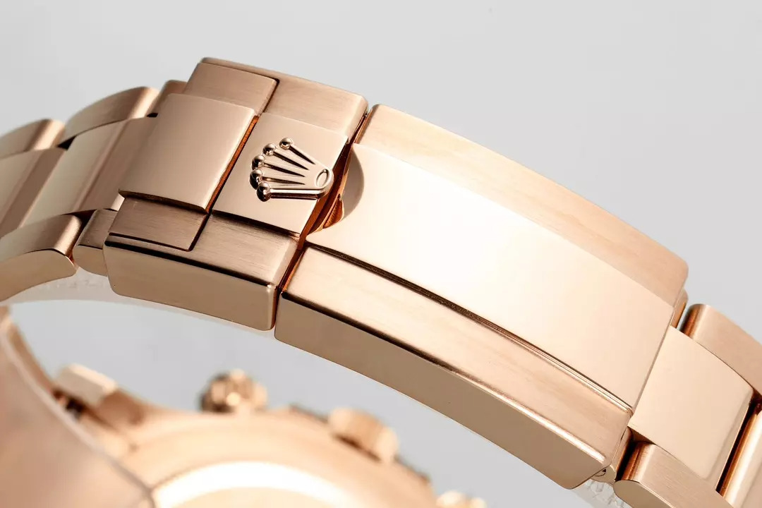 ĐỒNG HỒ ROLEX DAYTONA RAINBOW SUPER FAKE ROSE GOLD MẶT ĐEN ZFACTORY 40MM (3) ĐỒNG HỒ ROLEX DAYTONA RAINBOW SUPER FAKE ROSE GOLD MẶT ĐEN ZFACTORY 40MM (1)